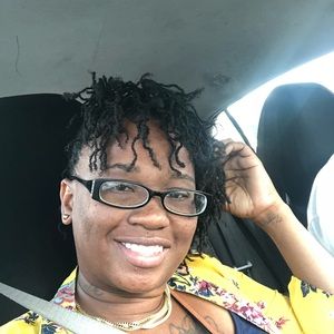 Meet your Posher, Sabrina